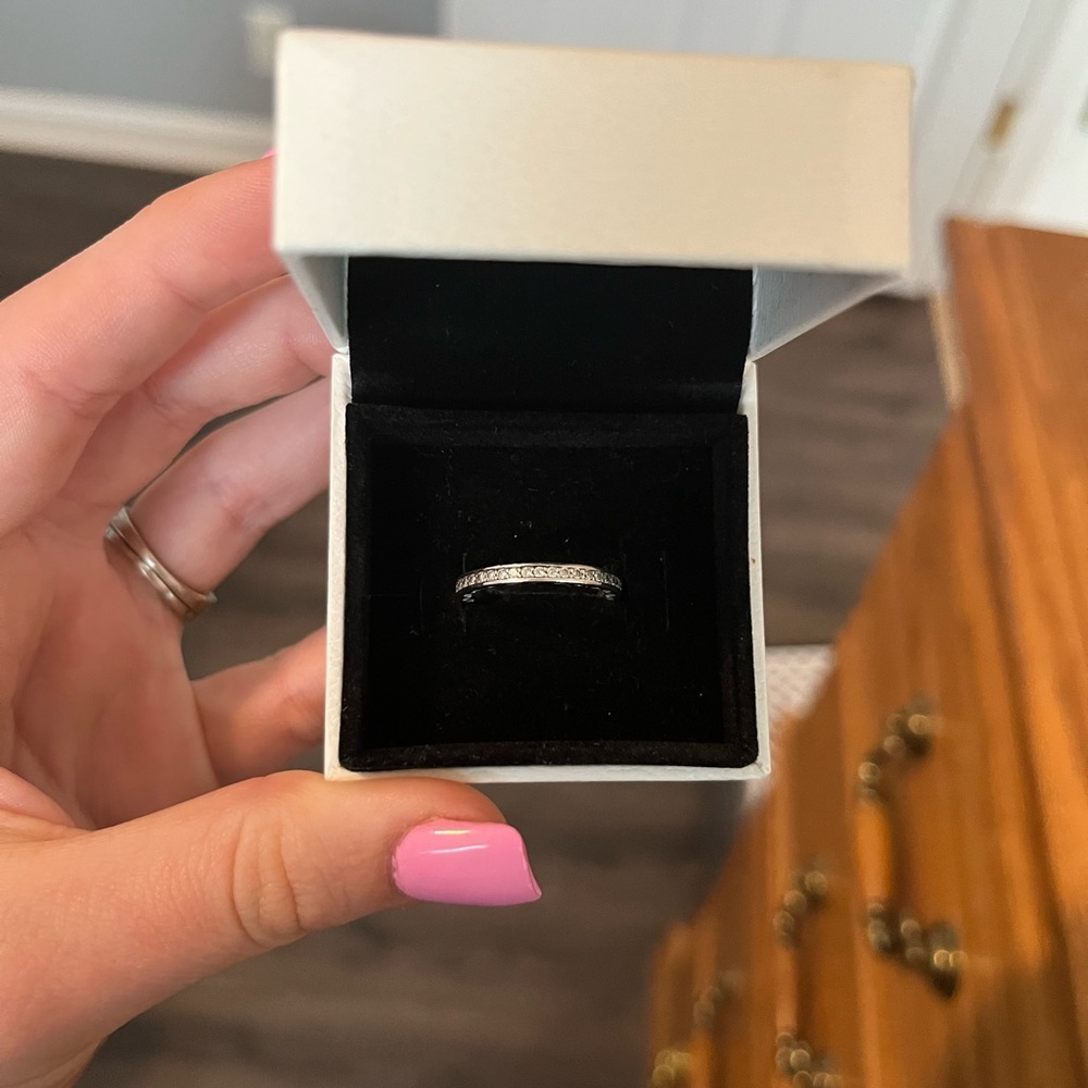 Elegant Silver Women's Ring